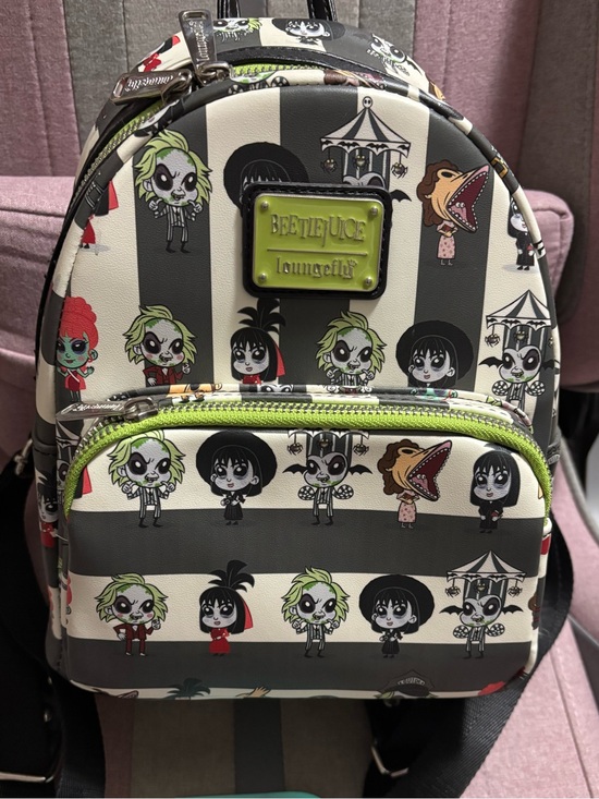 beetlejuice striped mini backpack Stripes-FAN HS 2.2, White  Karactermania In the dark Beetlejuice Mini Backpack - Gem